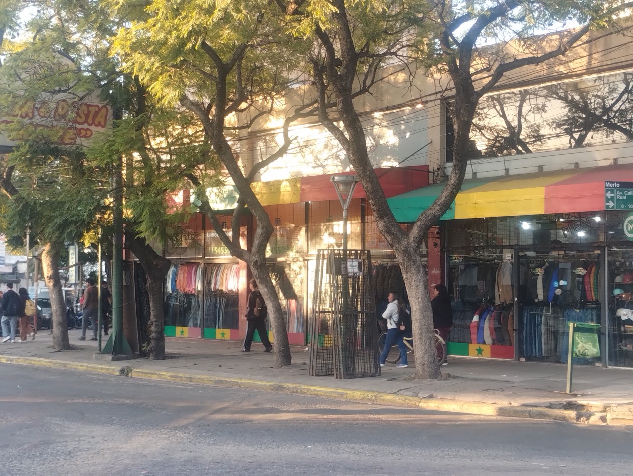 OPORTUNIDAD COMERCIAL 
