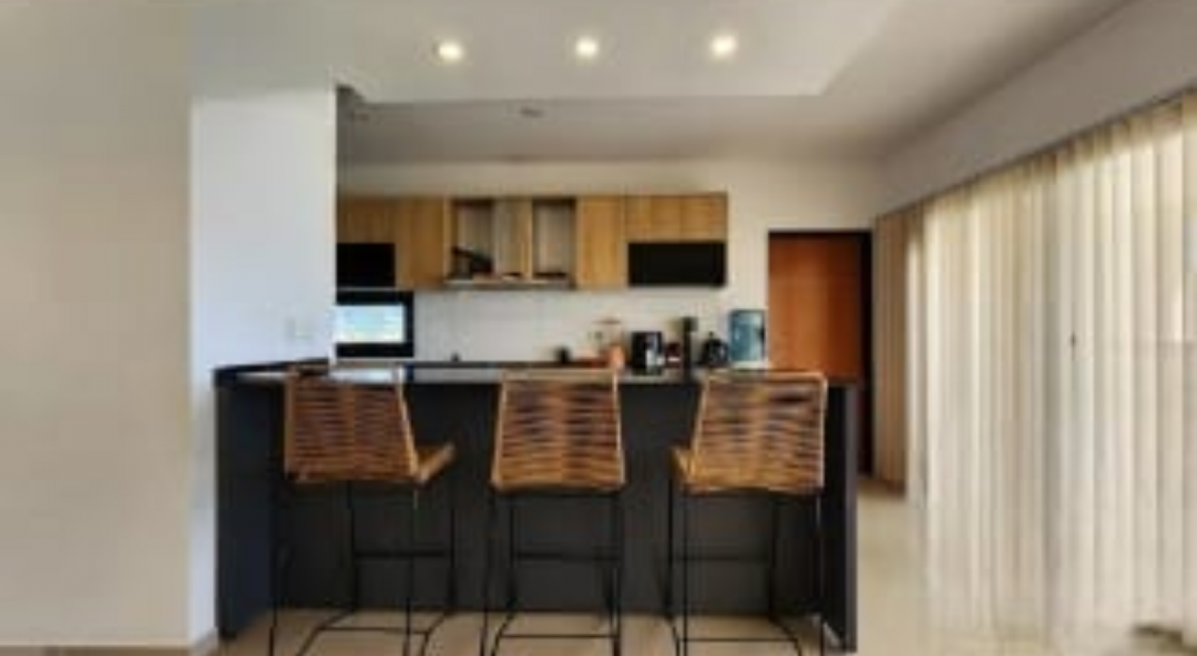EXCLUSIVA RESIDENCIA MODERNA EN LA VICTORIA POLO COUNTRY CLUB - AREA 60 - Autovia 2 km 64 -