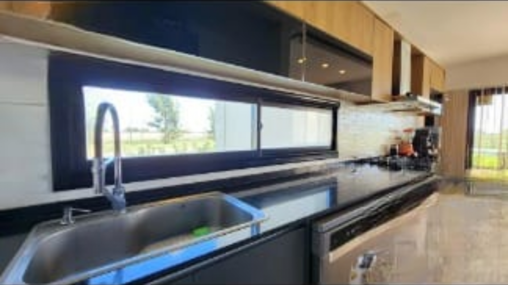 EXCLUSIVA RESIDENCIA MODERNA EN LA VICTORIA POLO COUNTRY CLUB - AREA 60 - Autovia 2 km 64 -