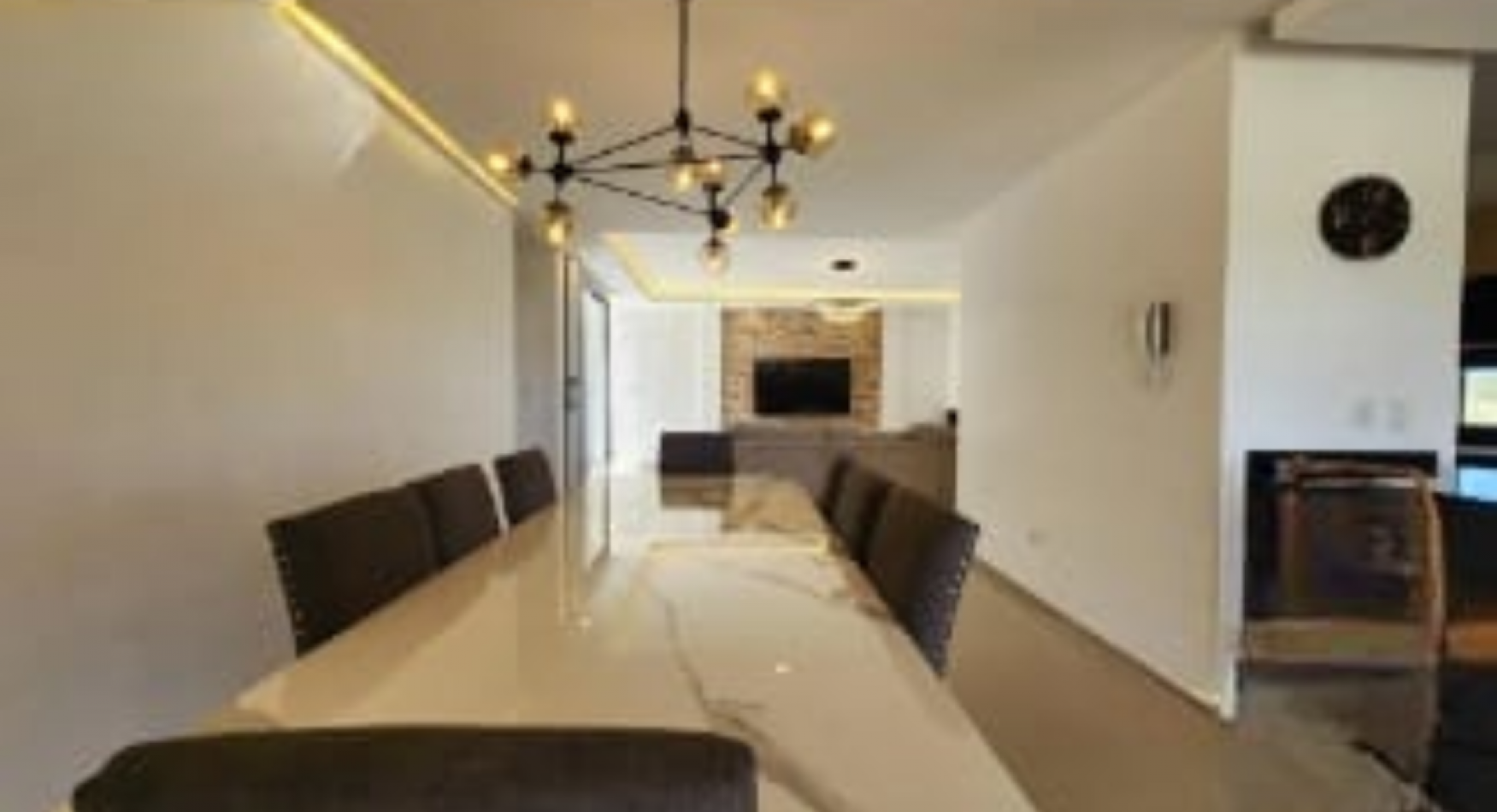 EXCLUSIVA RESIDENCIA MODERNA EN LA VICTORIA POLO COUNTRY CLUB - AREA 60 - Autovia 2 km 64 -