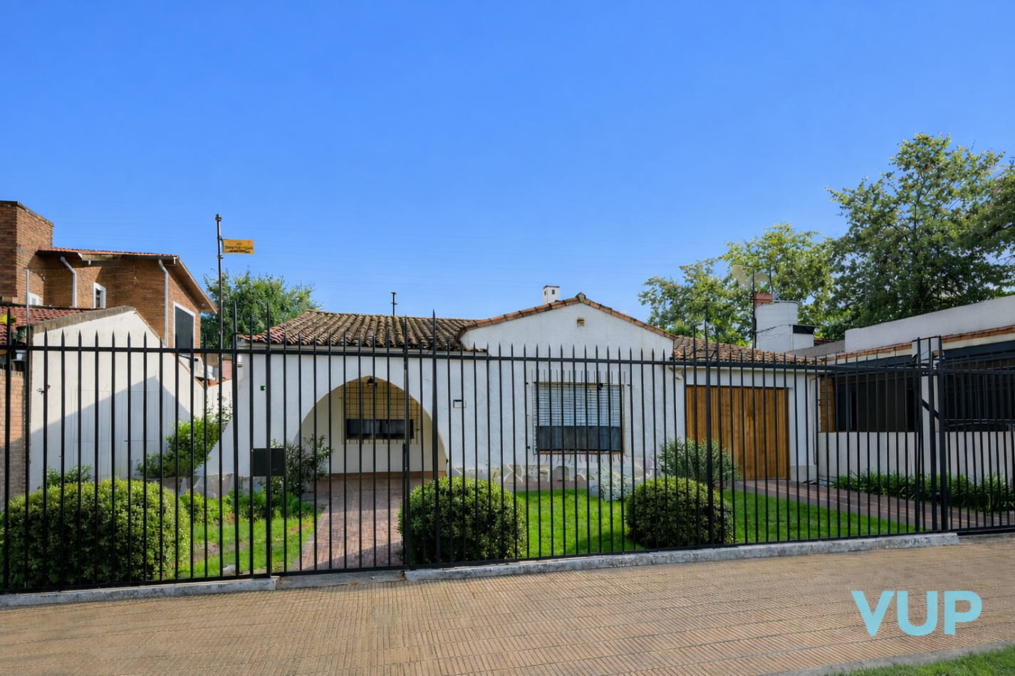 EXCELENTE PROPIEDAD EN VENTA EN SAN ANTONIO DE PADUA ( ZONA EXCLUSIVA Y RESIDENCIAL )