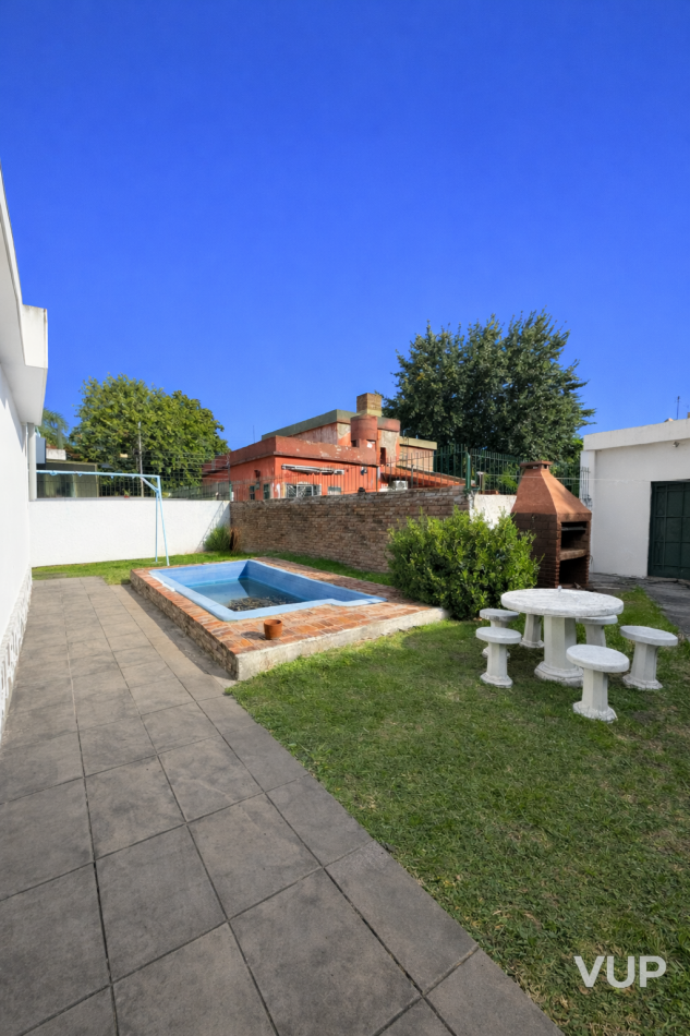 EXCELENTE PROPIEDAD EN VENTA EN SAN ANTONIO DE PADUA ( ZONA EXCLUSIVA Y RESIDENCIAL )