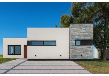 EXCLUSIVA PROPIEDAD A ESTRENAR EN LA VICTORIA POLO COUNTRY CLUB - AREA 6O